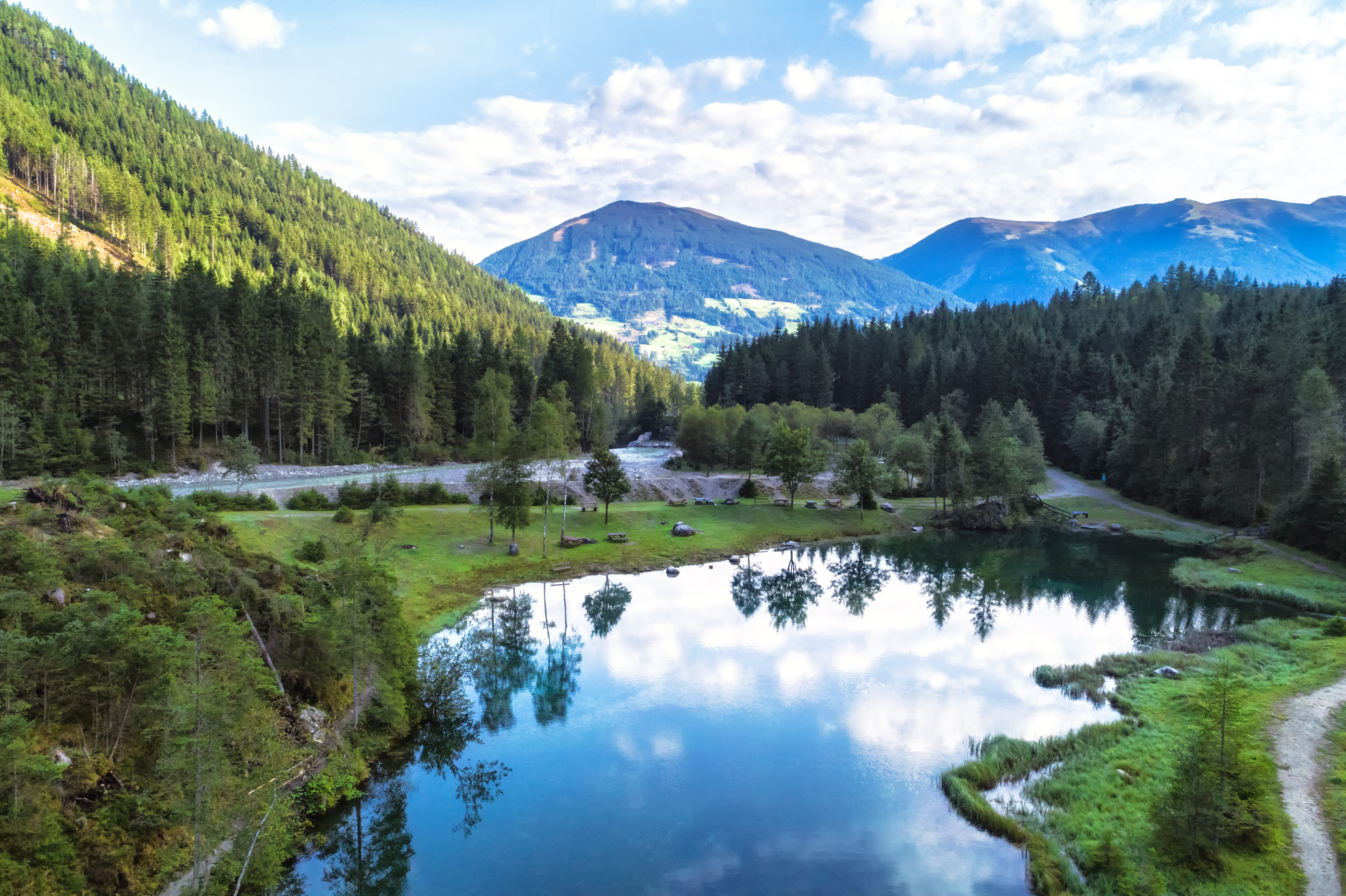Blausee und Nationalpark bei Neukirchen