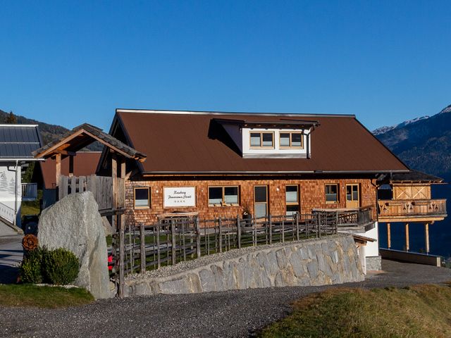 Landhaus Celina-Panoramastall Rossberg
